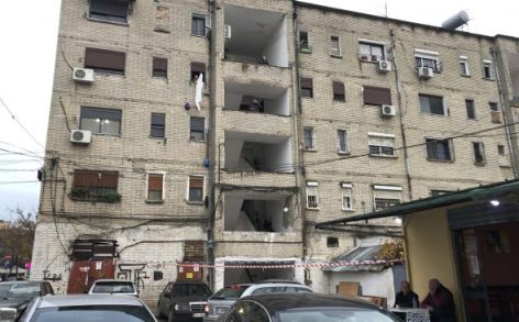 Termeti ne Kombinat: Bashkia publikon listen e familjeve qe perfitojne banesa te reja
